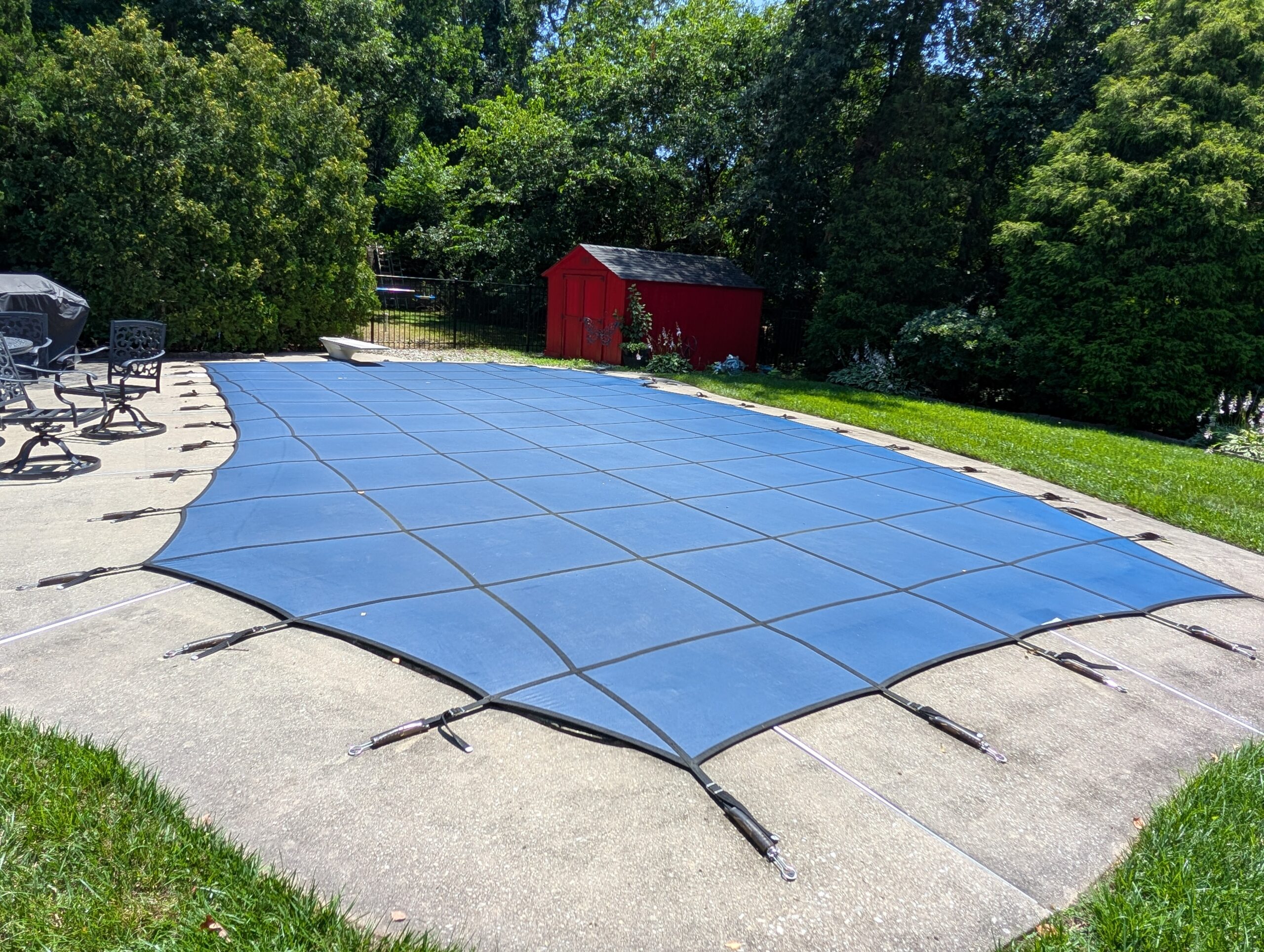 Protect your pool before winter.